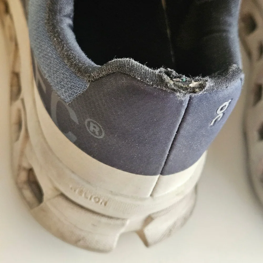 On Cloudmonster Running Shoes Women 9.5‎ Blue Dust Vapor CloudTec